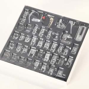 # Juego de 42 <span class=keywords><strong>Prensatelas</strong></span> para Máquina de Coser Doméstica, <span class=keywords><strong>Prensatelas</strong></span> para Trenzado, Puntada Invisible y Zurcido, Compatible con Brother, Singer y <span class=keywords><strong>Janome</strong></span> - Product Image 2