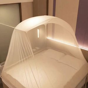 Tienda de campaña infantil tipo castillo - Carpa plegable de poliéster para niños y niñas, tipi interior/exterior con cortina de cama, mosquitera para cuna de bebé - Product Image 4