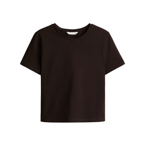 Camiseta Corta Informal para Mujer, Diseñada para un Movimiento Suave con un Aspecto Equilibrado y Calmado - Product Image 1