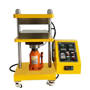 Presse manuelle de laboratoire pour la préparation d'échantillons de poudre et de granulés en applications de laboratoire - Product Image 2