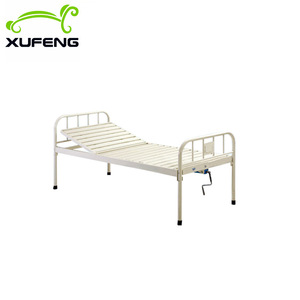 Lit médical simple en acier inoxydable Xufeng avec manivelle unique et dossier réglable pour les soins aux patients - Product Image 2