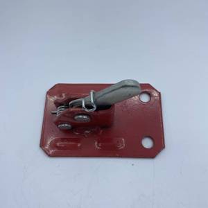 Abrazadera Metálica Resistente con Resorte de 0.32 kg, Herramienta de Sujeción Industrial para Encofrados de Hormigón, Andamios, Construcción e Ingeniería - Product Image 3