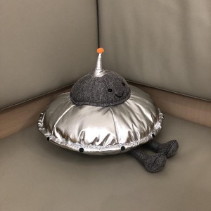 Peluche UFO 2026 UK JC Versione Alta 30cm, con base ponderata, a forma di piatto simmetrico, morbido al tatto, della serie Space, in cotone PP lavabile - Product Image 2