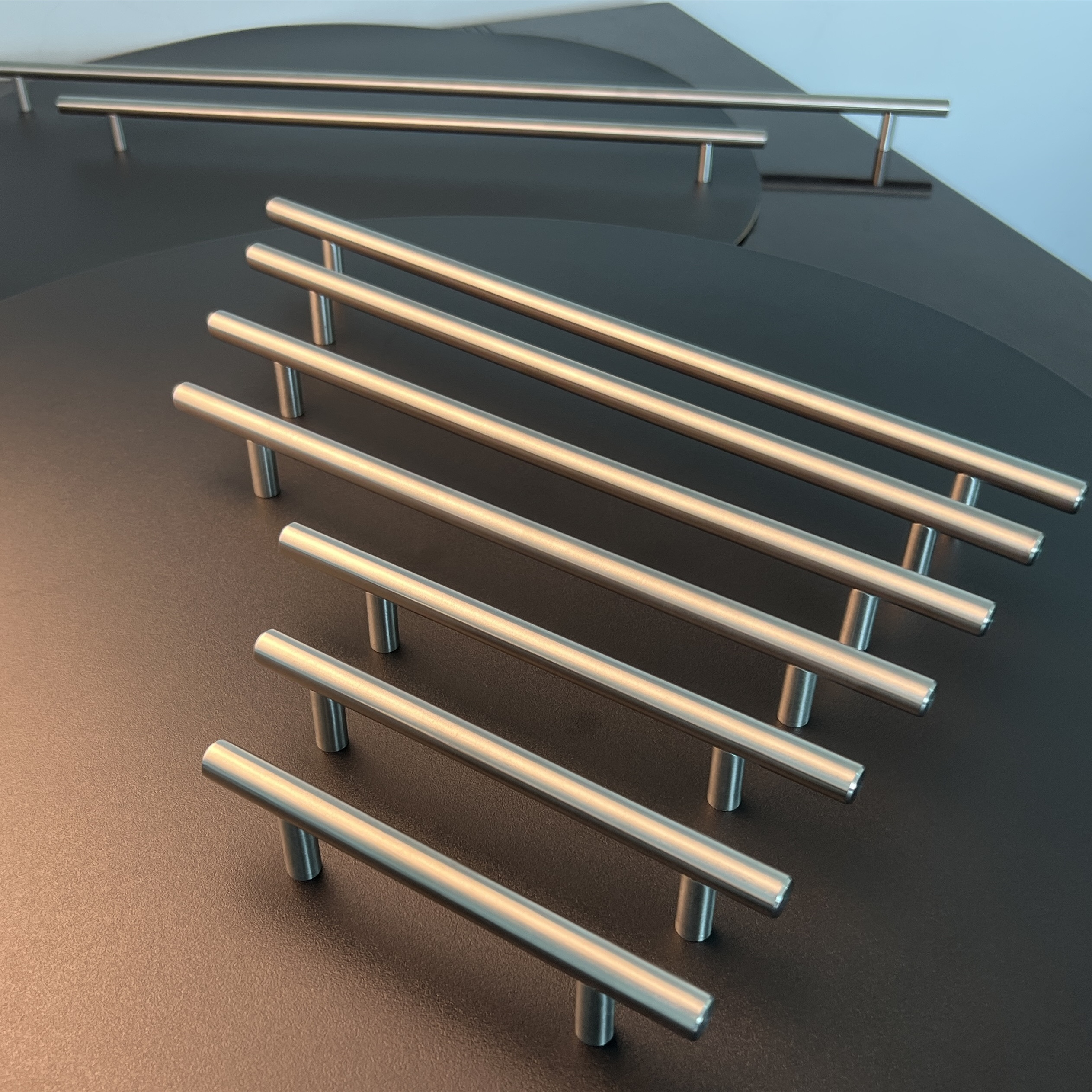 Металлическая простая Золотая черная ручка из алюминиевого сплава, Т-образная кухонная дверная ручка для шкафа