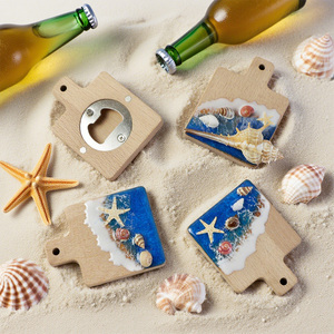 Ouvre-bouteille en acier inoxydable avec logo personnalisé, forme de couvercle de bouteille de bière, design vague marine en résine de bois, aimant au dos - Product Image 1