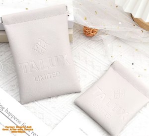 Pochette de rangement pour bijoux en cuir PU de luxe haut de gamme, avec impression personnalisée en relief, pour bagues, colliers et boucles d'oreilles - Product Image 1