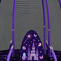 Mini trampoline pour enfants violet en forme de fusée avec filet de protection pour jouer à l'intérieur et à l'extérieur