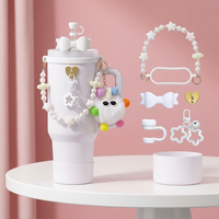 Ensemble d'accessoires pour gobelet de 40 oz, avec chaîne, couvercle de paille et base en silicone sans BPA, breloques mignonnes pour gobelet, accessoires cadeaux