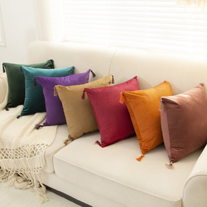 <span class=keywords><strong>Housse</strong></span> de <span class=keywords><strong>coussin</strong></span> décorative L-4546 en velours à pompons, couleur unie, pour <span class=keywords><strong>canapé</strong></span>, personnalisable - Product Image 2