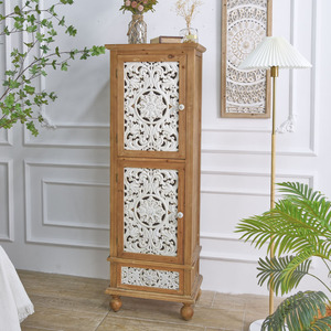 Buffet de style farmhouse pour cuisine et salle à manger, avec portes sculptées blanches en bois massif, armoire de rangement haute avec tiroirs, idéal pour hôtel - Product Image 2