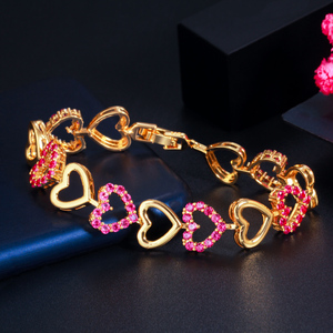 Pulsera de tenis con circonita cúbica en forma de corazón para mujer, brazalete de tenis chapado en oro africano, joyería <span class=keywords><strong>Miss</strong></span> para mujer, regalo de cumpleaños para fiesta de amistad, color rojo de la suerte - Product Image 1