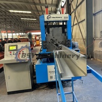 Machine automatique de formage de coins de profilés pour plaques de plâtre à moteur haute puissance, ligne de production d'angles muraux pour plaques de plâtre, système de découpe hydraulique