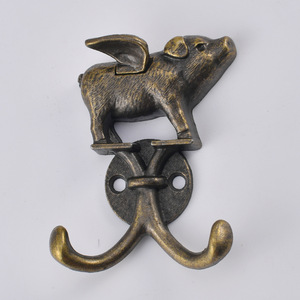 Flying Pig <b>Wall</b> Hook Zinc Alloy Bronze Animal Shape Decorative Coat Rack For Door Or <b>Wall</b> Mounting - Product Image 1