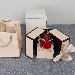 고급 목걸이 반지 상자에 담긴 모스 베어와 함께 보존된 열꽃 장미, 크리스마스 발렌타인 선물, 이중 도어 영원한 꽃 보석 선물 상자 - Product Image 2