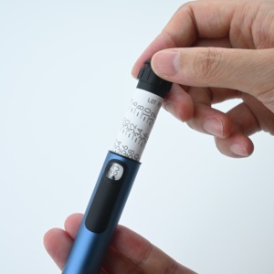 <span class=keywords><strong>Stylo</strong></span> d'injection d'<span class=keywords><strong>insuline</strong></span> réutilisable en métal 0-80 UI V1Injection Pen - Product Image 3