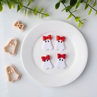 Moule de découpe fantôme style dessin animé avec nœud mignon en argile souple pour boucles d'oreilles et pendentifs, outil de bricolage pour Halloween