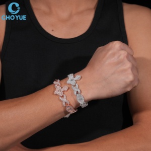 Pulseras de cruz de moissanita de plata 925 chapadas en rodio, joyería de lujo para fiestas, con pavé de moissanita de colores, estilo cubano. - Product Image 2