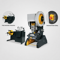 Machine de formage d'angle TDF entièrement automatique avec dérouleur et redresseur, capacité 10 m/min, pour la fabrication d'angles de bride de conduits rectangulaires CVC et de profilés électriques