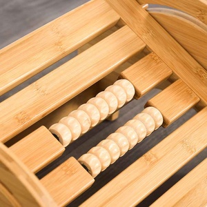 Reposapiés de madera debajo del escritorio Rodillo masajeador de pies de bambú Reposapiés ajustable para oficina - Product Image 5