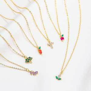 Collar con colgante inspirado en la granja con oro de 18 quilates y collar de joyería de Cottagecore perfecto de circón 3A colorido - Product Image 1