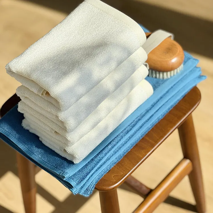 Toallas faciales limpias suaves de fibra de bambú de hotel de diseño caliente toalla facial de bambú orgánico
