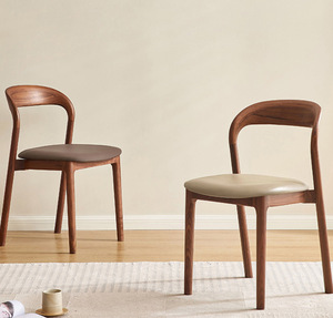 Nội thất phòng ăn hiện đại Bắc Âu Thiết kế Scandinavian Ghế gỗ nguyên khối với da PU giả cổ cho phòng ăn nhà bếp - Product Image 2