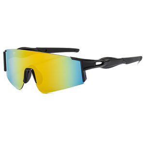 Lunettes de soleil sport photochromiques, monture noire en PC, protection UV400, coupe-vent, pour le cyclisme et les activités de plein air - Product Image 4