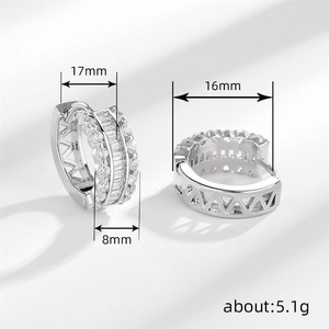 Orecchini a Cerchio Rotondi per Donne, Design Minimalista Casual, Gioielli alla Moda per Uso Quotidiano e Appuntamenti - Product Image 4