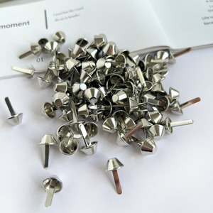 Clou à tête cylindrique Chengyu à deux pattes, 15 mm, en métal, forme circulaire, en acier laminé à froid, plaqué, usage général - Product Image 2