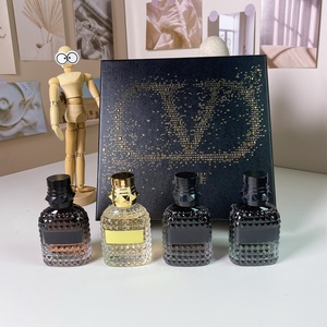 Luxe Originele Parfum Heren Geschenkset 30Ml * 4 Body Spray Blijvende Geur Glazen Fles Al Por - Product Image 2