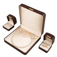 Boîte à bijoux de luxe personnalisée en cuir PU avec intérieur en velours pour bagues, boucles d'oreilles, colliers, pendentifs, perles, emballage cadeau, rangement