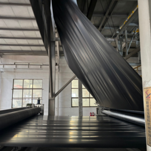 Géomembrane industrielle HDPE noir-vert très vendue - Product Image 1