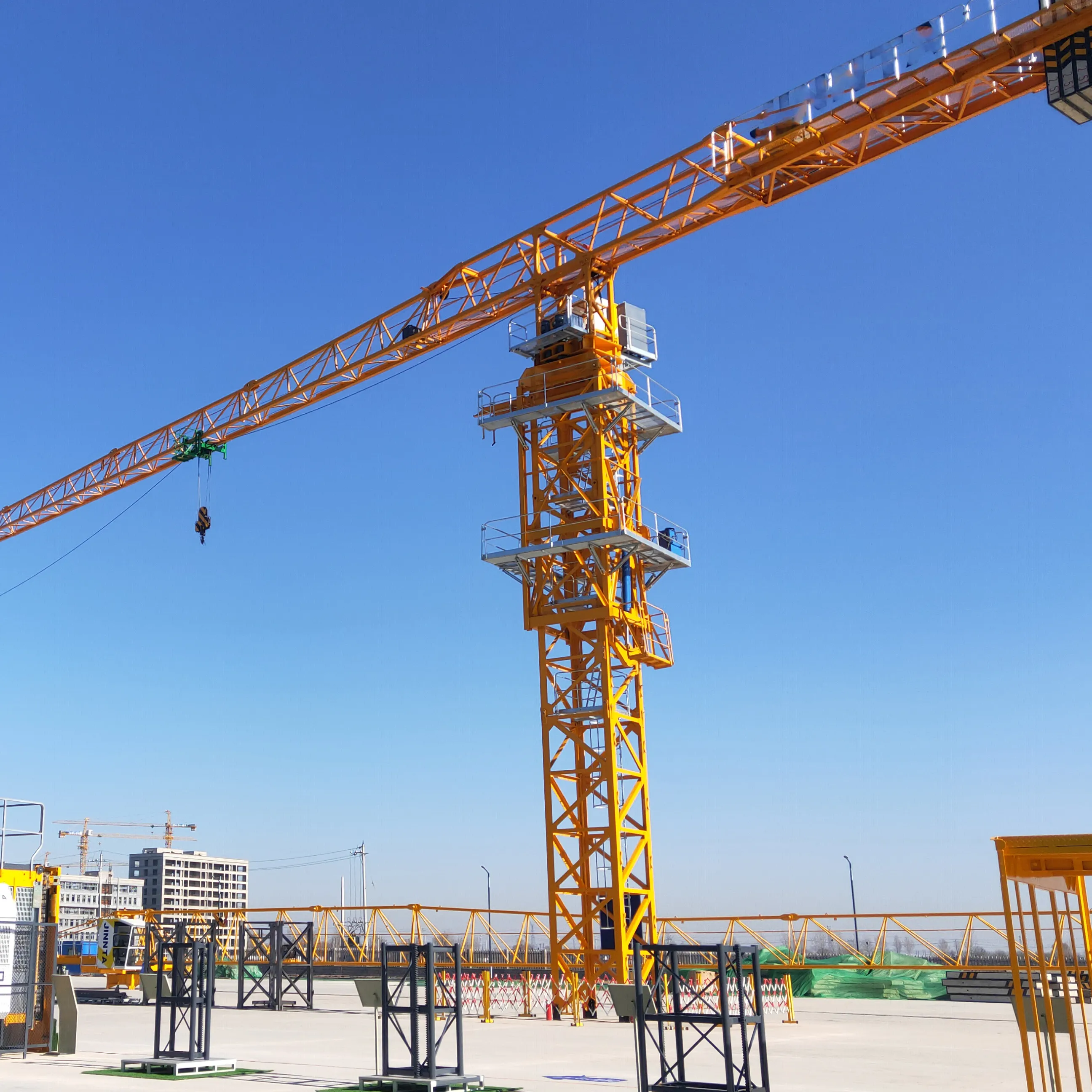 Tower CraneTC7052-25 70m jib length 25 ton flat top tower crane price