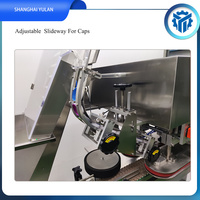 Machine de remplissage et de capsulage de capsuleuse à vis de bouteille en plastique de parfum liquide en poudre automatique