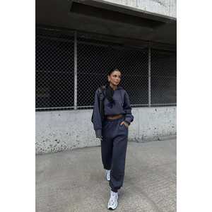 Conjunto Deportivo de Nylon Antracita, Cortavientos y Transpirable, Chaqueta con Capucha de Lujo Personalizada, Talla Grande, Logotipo Bordado, Sólido, Cómodo para Invierno - Product Image 1