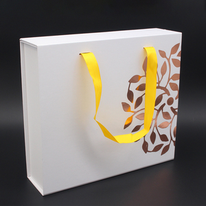Wholesale Luxury <strong>Empty</strong> Large Cardboard Sweater Packaging <strong>Hamper</strong> Gift <strong>Box</strong> - Product Image 5