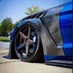 Paragolpes Delantero de Fibra de Carbono YX Nuevo para <span class=keywords><strong>Mustang</strong></span> 2024+ Estilo GTD Mejorado con Ventilación, Carbono Seco Remachado, Negro Carbono - Product Image 5