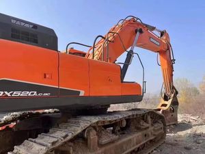 รถขุดดินขนาดใหญ่ 52 ตัน รุ่น DX520 DX300LC ปี 2022 Doosan DX520LC-9C Dx 500 เครื่องยนต์ดีเซล ระบบไฮดรอลิก ต่อเข้ากับรถแทรคเตอร์  ใช้งานน้อย - Product Image 3