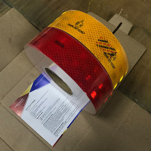Made in <span class=keywords><strong>China</strong></span> RTLITE E8 codice ad alta visibilità nastro riflettente con forte adesivo per accessori per camion - Product Image 6