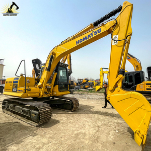 Excavadora Usada Komatsu PC130 Compacta, Altamente Duradera y Versátil, para Diversas Tareas de Excavación y Paisajismo en Espacios Reducidos - Product Image 2
