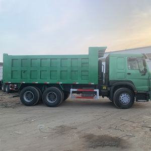 Camion benne basculante SinoTruk HOWO 371 6x4 à conduite à gauche, capacité de 20 mètres cubes, prix bas, moteur diesel Weichai Euro2 pour sable et pierre - Product Image 2