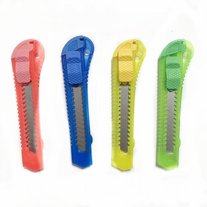 Wholesale Promotional Factory Supplies Stationery Knife <b>Plastic</b> Handle <b>Sliding</b> Retractable Utility Knife - Product Image 1