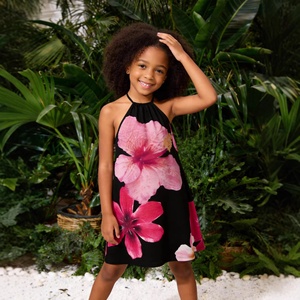 Vestido de Verano para Niña con Estampado Floral Rosa, Espalda Descubierta, Base Negra, Ideal para Vacaciones en la Playa - Product Image 3