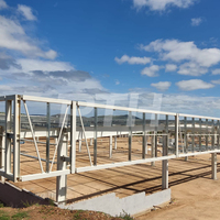 Bâtiment en structure métallique avec panneaux sandwich pour usage commercial, construction multifonctionnelle, maison certifiée CE