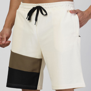 ชุดเซ็ตฮู้ดดี้และกางเกงขาสั้นสีพื้นระบายอากาศสำหรับผู้ชาย ฤดูใบไม้ร่วง พร้อมโลโก้สั่งทำพิเศษ สวมใส่สบายๆ - Product Image 3