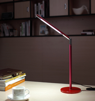 Lampe de bureau américaine contemporaine avec station de charge, lampe de table LED flexible à intensité variable DC avec abat-jour en métal