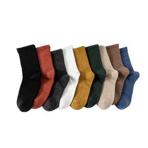 Women's Pure Cotton Crew Socks Solid Color Breathable Antimicrobial Mid-Calf Fit Casual Wear - Product Image 3