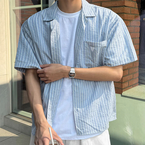 <span class=keywords><strong>Camicia</strong></span> Estiva di Alta Qualità con Colletto Cubano, Vestibilità Oversize, Traspirante, a Righe, in Tessuto <span class=keywords><strong>Seersucker</strong></span> Naturale - Product Image 6