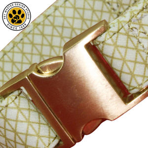 सिनस्काई नेचुरल स्टाइल 2022 हॉट सेलिंग प्लेड प्रिंटेड क्लॉथ कस्टम लोगो आरामदायक सॉफ्ट वॉकिंग डॉग कॉलर पेट कॉलर - Product Image 5