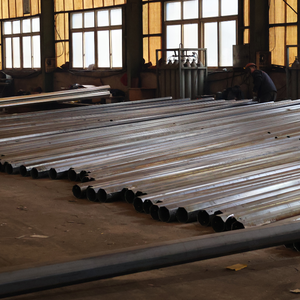 Poteau d'éclairage LED solaire Huatai personnalisé pour l'extérieur, 5m, 6m, 7m, 8m, 9m, 10m, 12m, pour routes et rues - Product Image 6